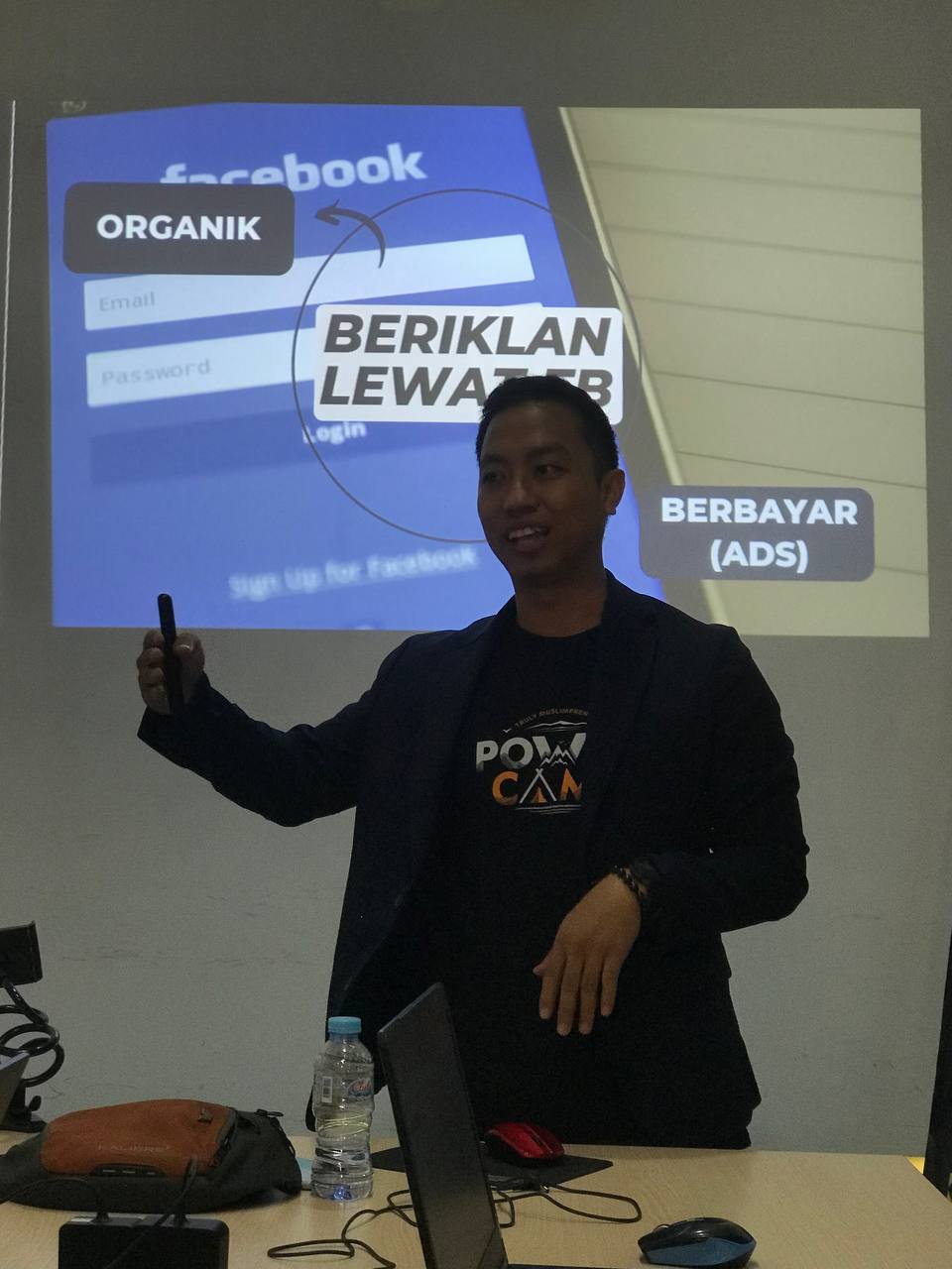 Foto Tim TCGroup - Pose Bersama